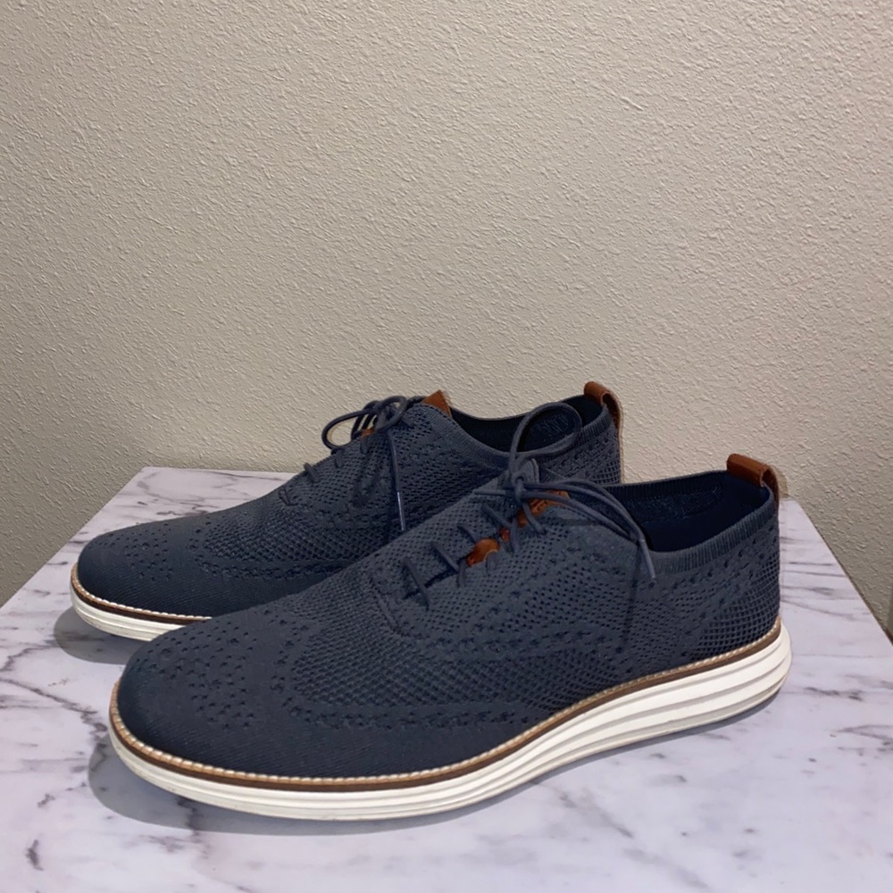 👉🏽COLE HAAN size 11 1/2 men’s